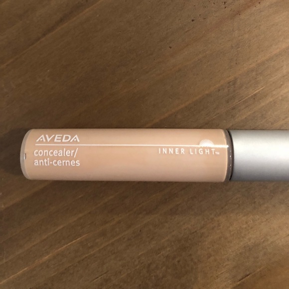 aveda concealer